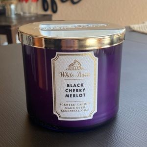 Black Cherry Merlot White Barn Candle